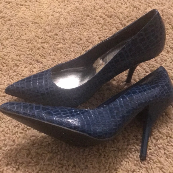 Dollhouse Shoes - Blue Snakeskin Heels Dollhouse Shoes - Blue Snakeskin Heels